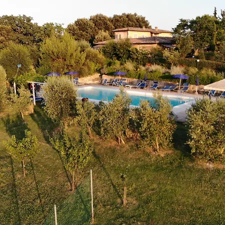 Frühstückspension Antico Borgo Il Cardino 3*